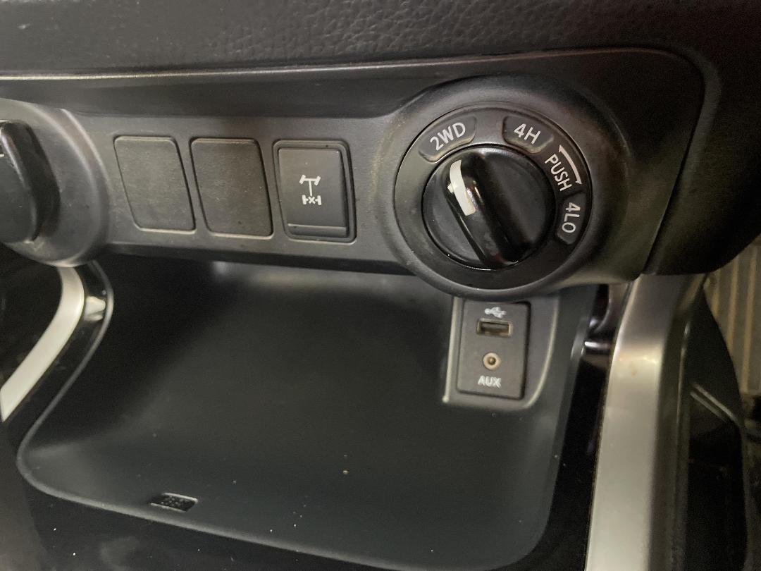 Photo '25' of Nissan Navara Photo '25' of Nissan Navara