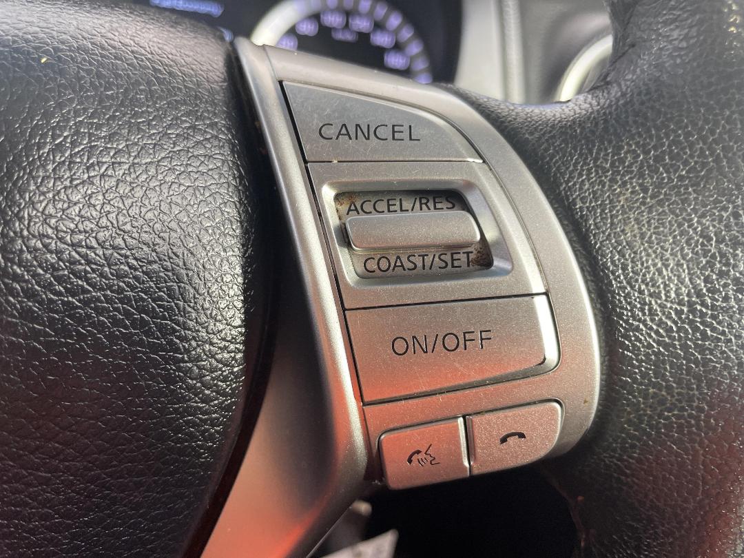 Photo '27' of Nissan Navara Photo '27' of Nissan Navara