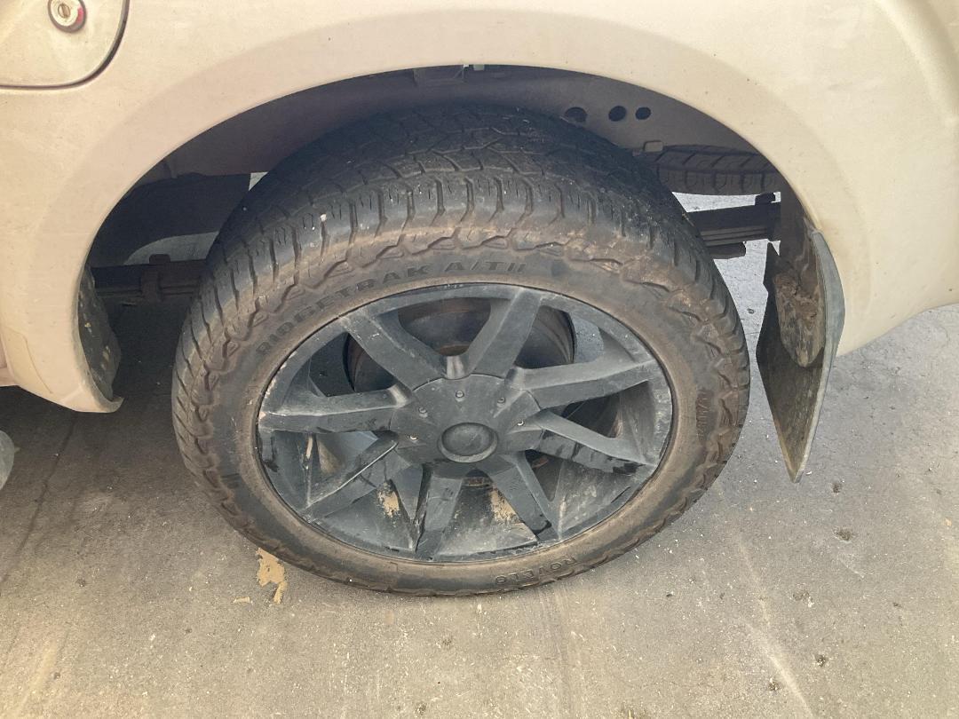 Photo '31' of Nissan Navara D/C ST-X