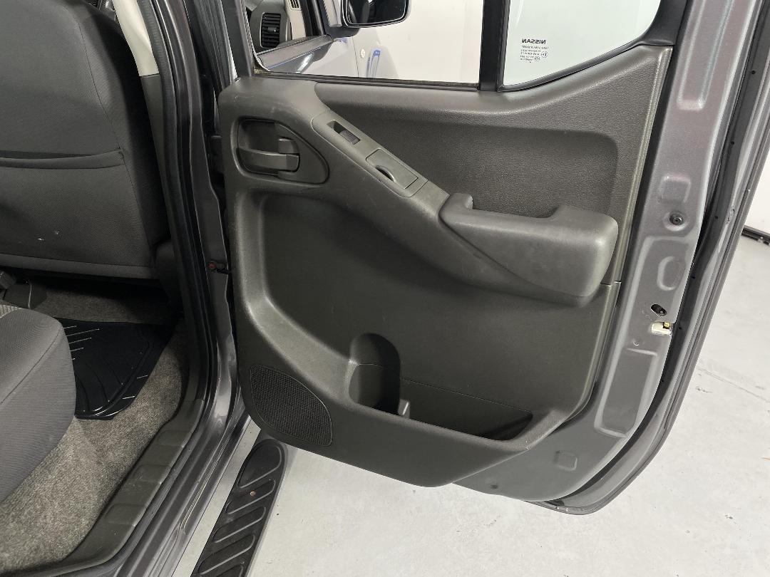 Photo '19' of Nissan Navara Photo '19' of Nissan Navara