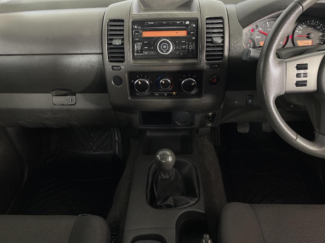 Photo '18' of Nissan Navara Photo '18' of Nissan Navara