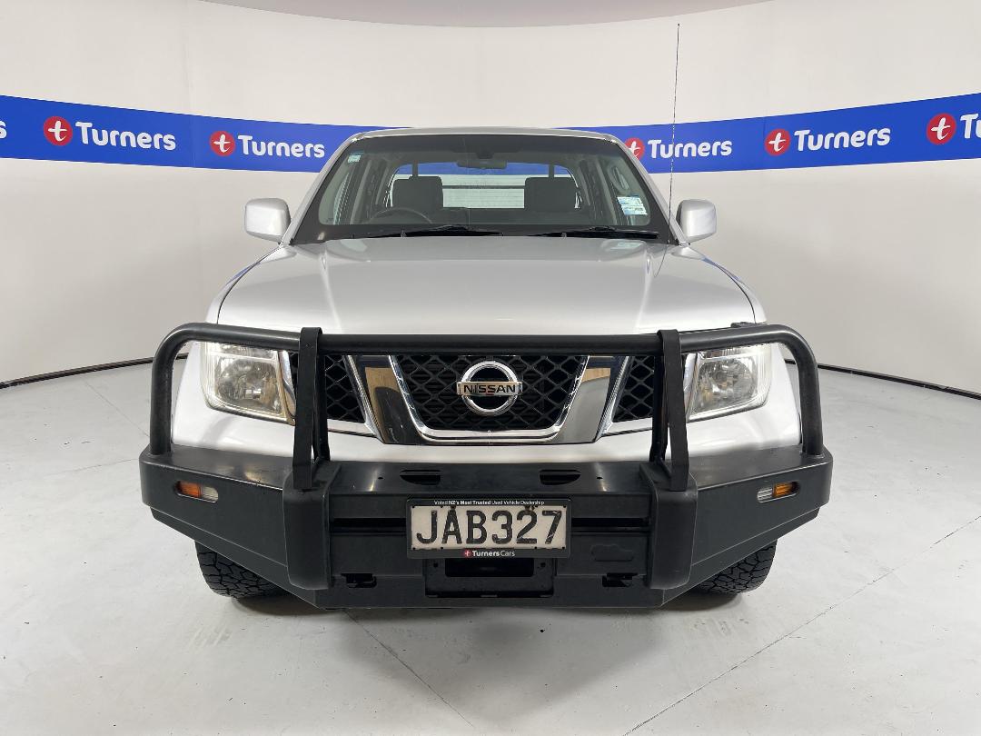 Photo '2' of Nissan Navara
