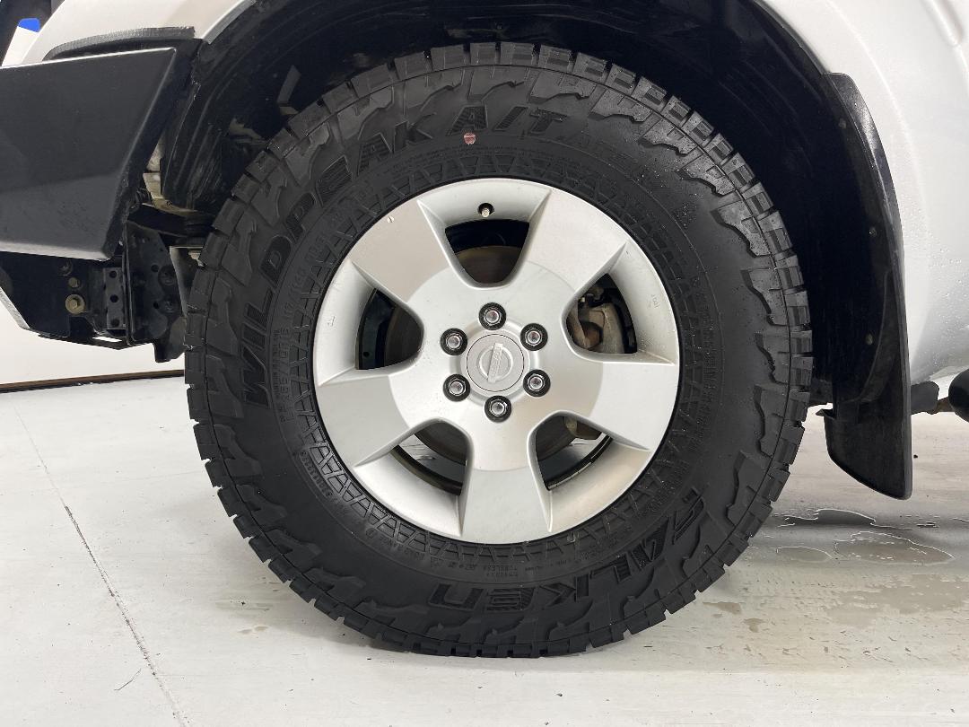 Photo '10' of Nissan Navara