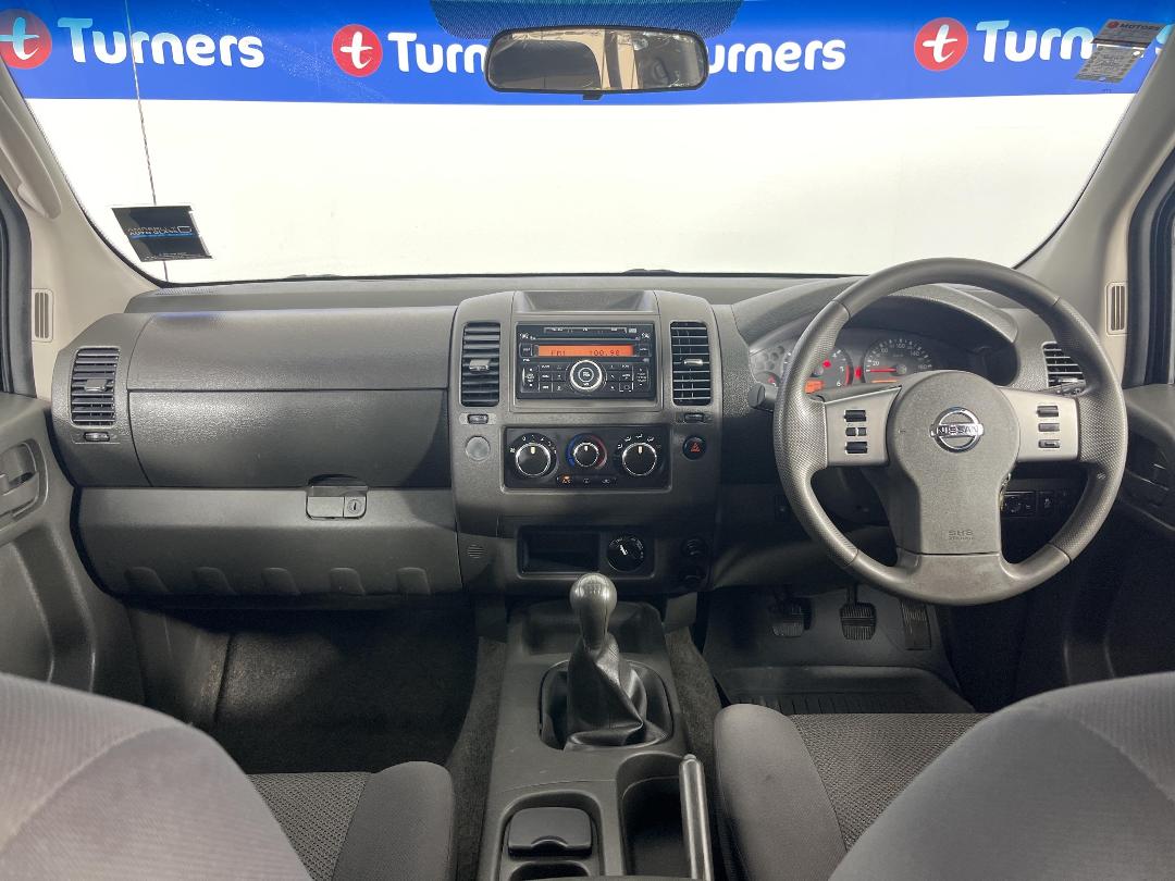 Photo '16' of Nissan Navara