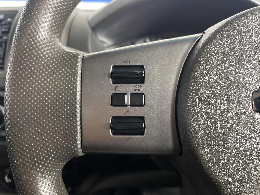 Photo '23' of Nissan Navara