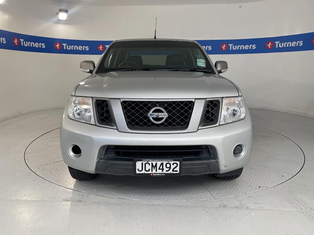 Photo '2' of Nissan Navara