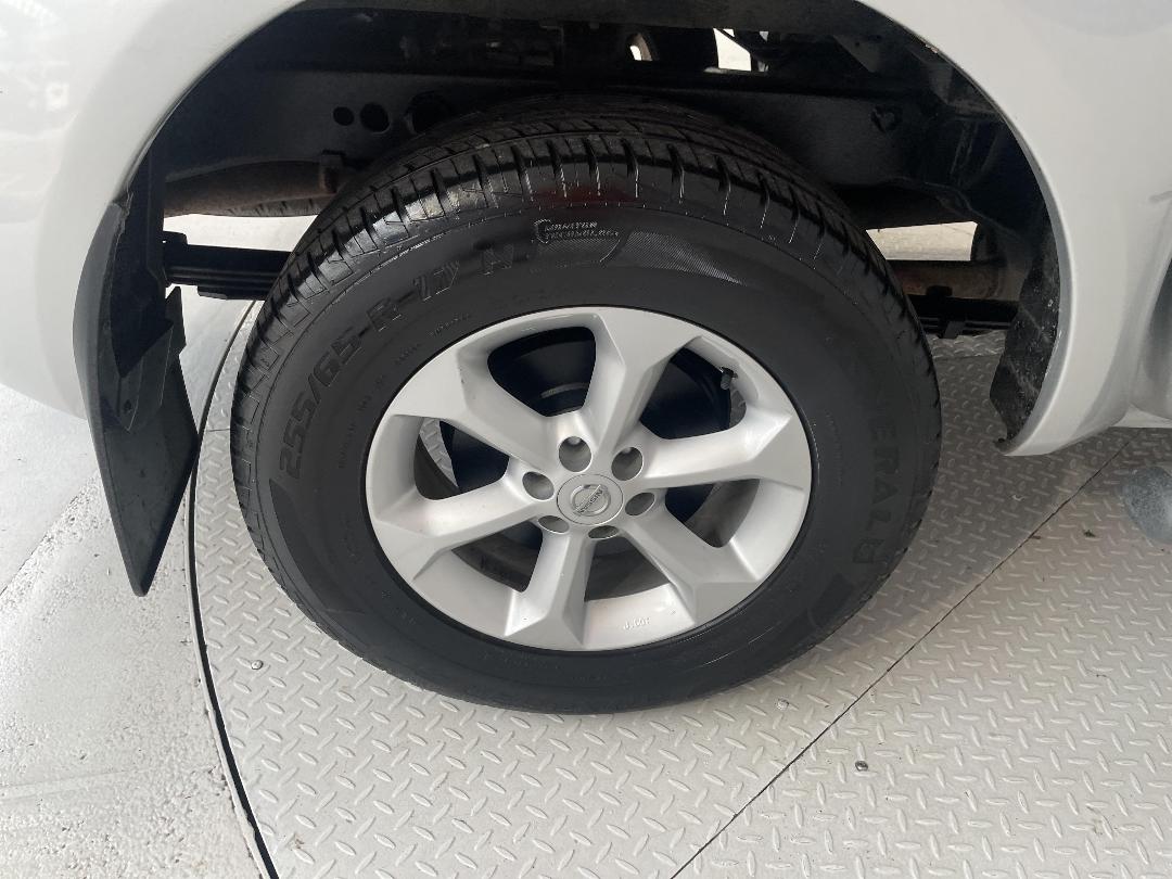 Photo '12' of Nissan Navara