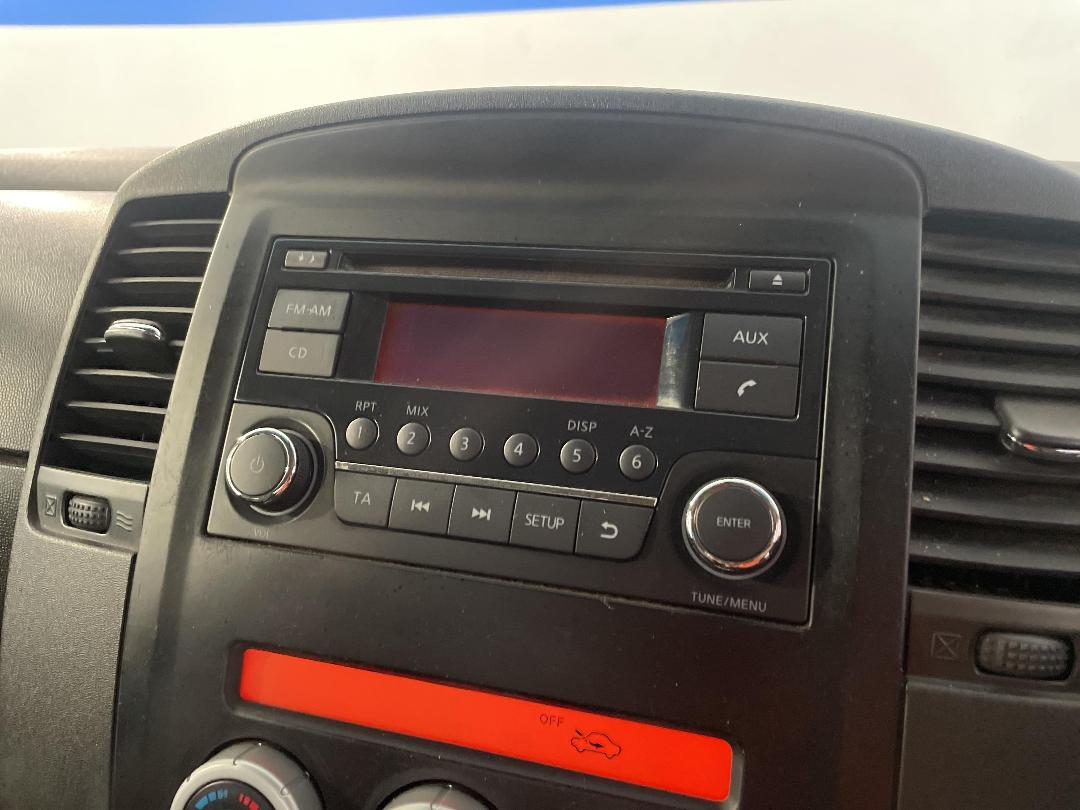 Photo '29' of Nissan Navara