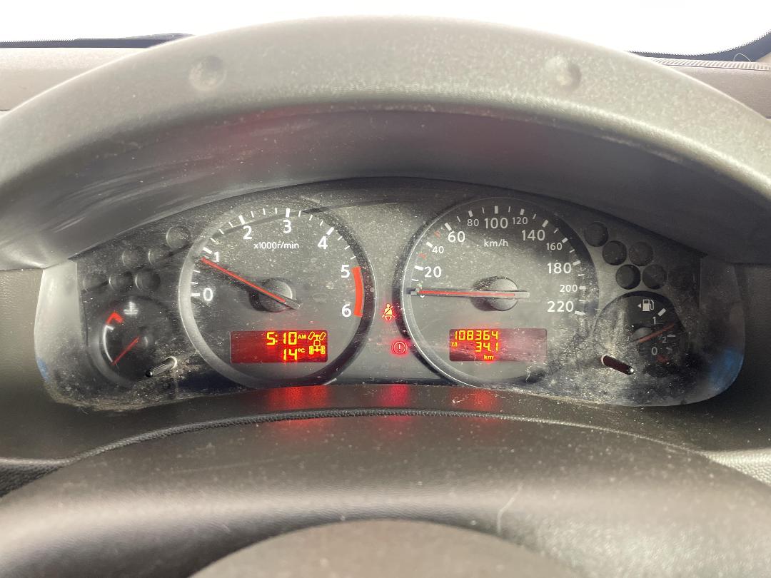 Photo '21' of Nissan Navara