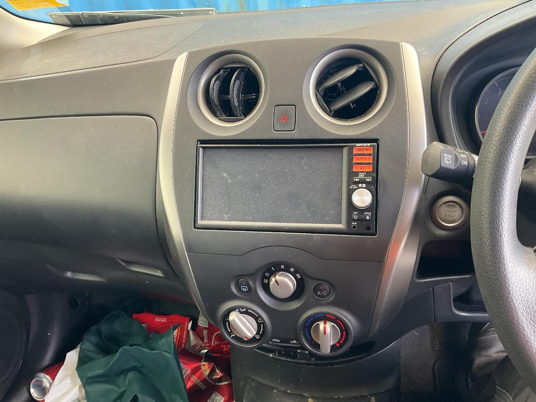 Photo '23' of Nissan Note