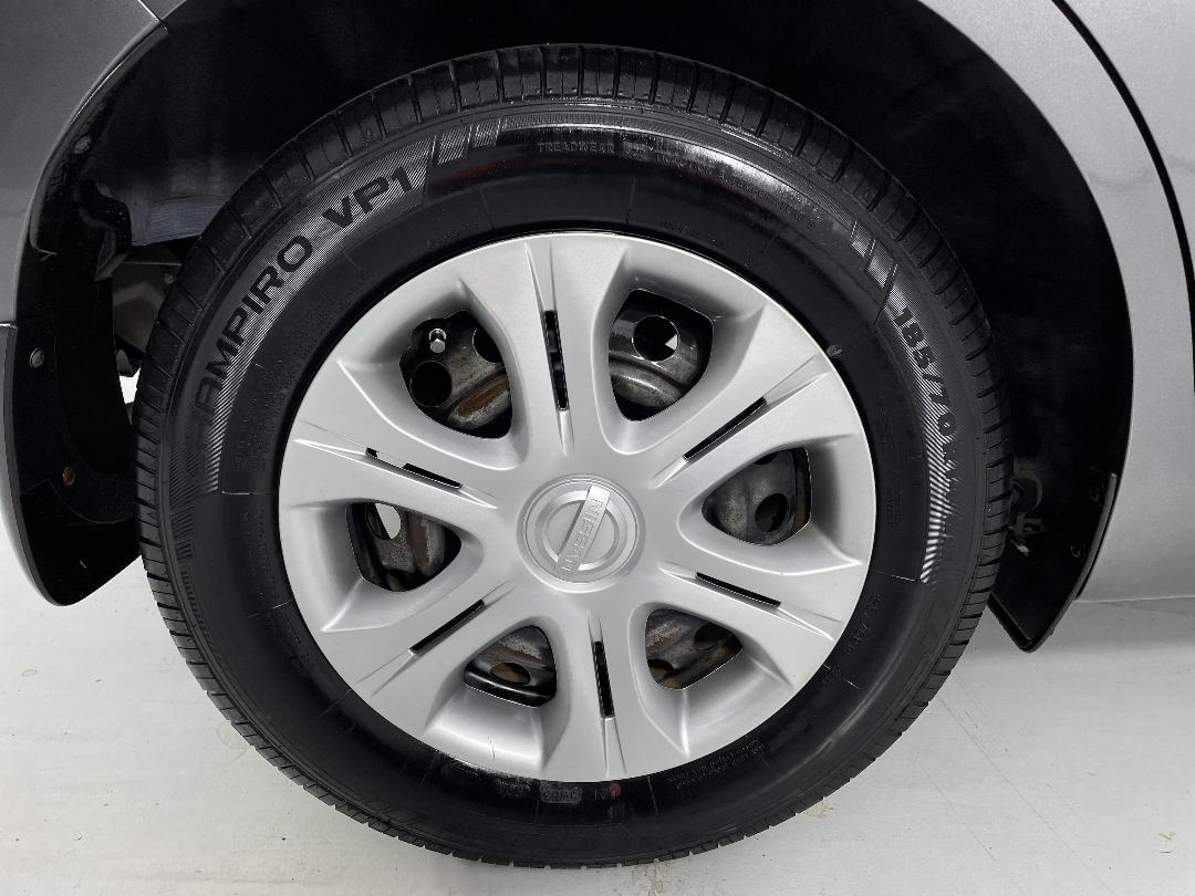 Photo '12' of Nissan Note Photo '12' of Nissan Note