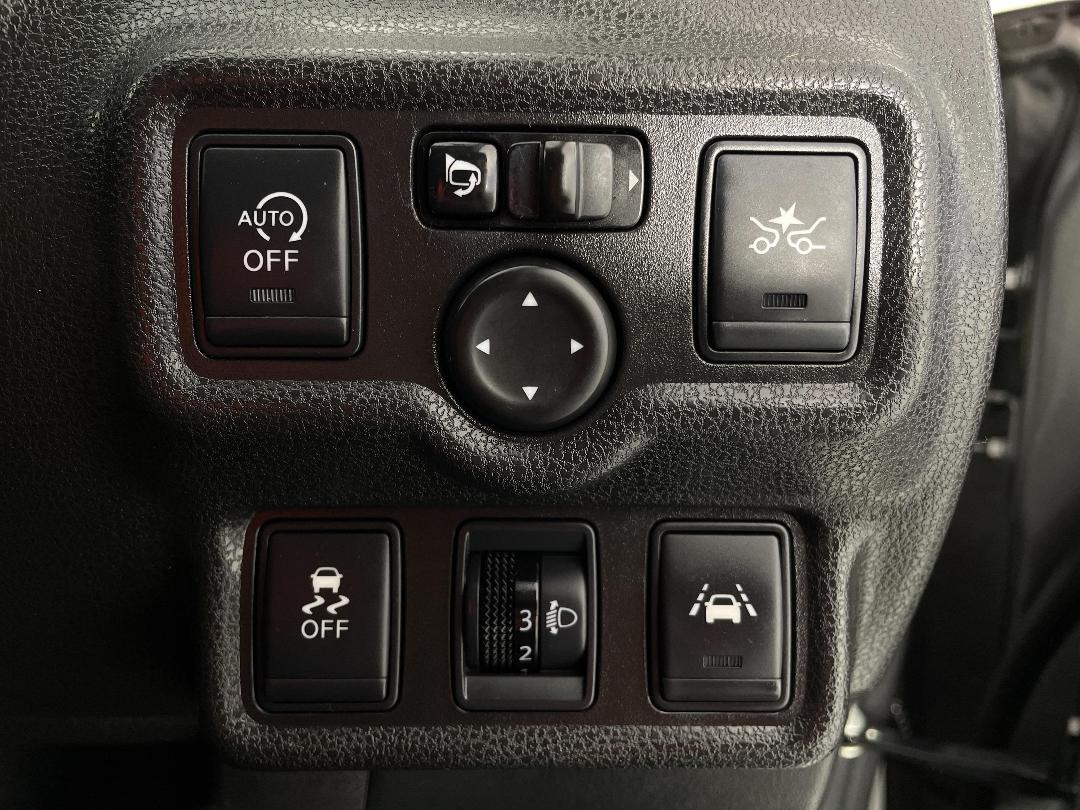 Photo '23' of Nissan Note Photo '23' of Nissan Note