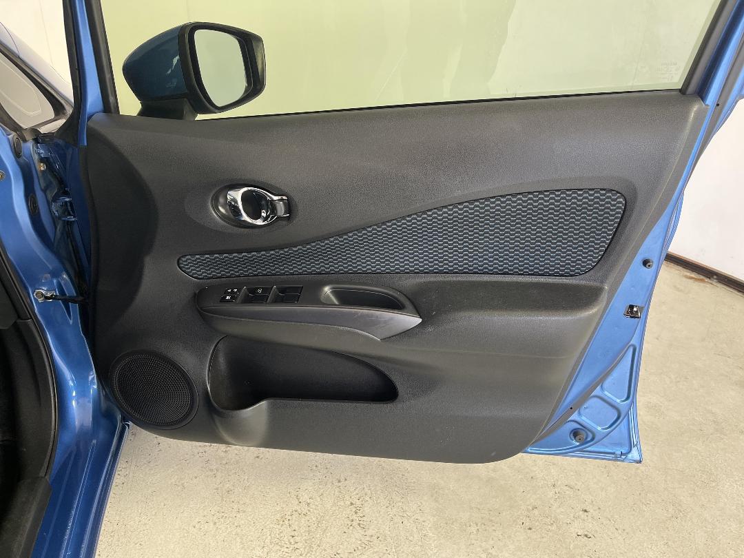 Photo '15' of Nissan Note Photo '15' of Nissan Note