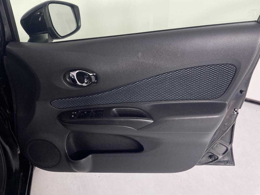 Photo '15' of Nissan Note Photo '15' of Nissan Note