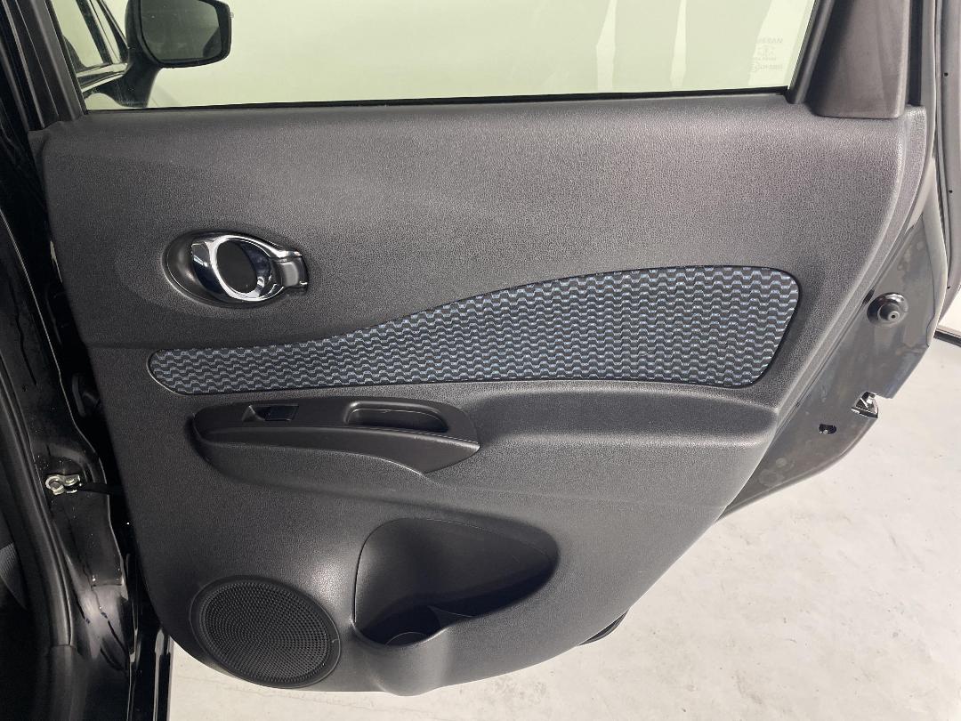 Photo '19' of Nissan Note Photo '19' of Nissan Note