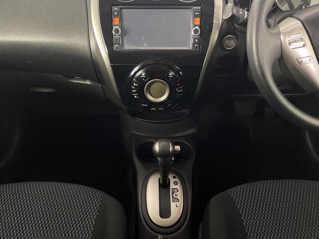 Photo '18' of Nissan Note Photo '18' of Nissan Note