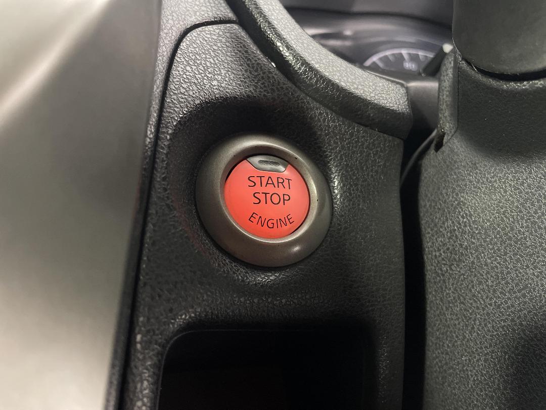 Photo '25' of Nissan Note Photo '25' of Nissan Note