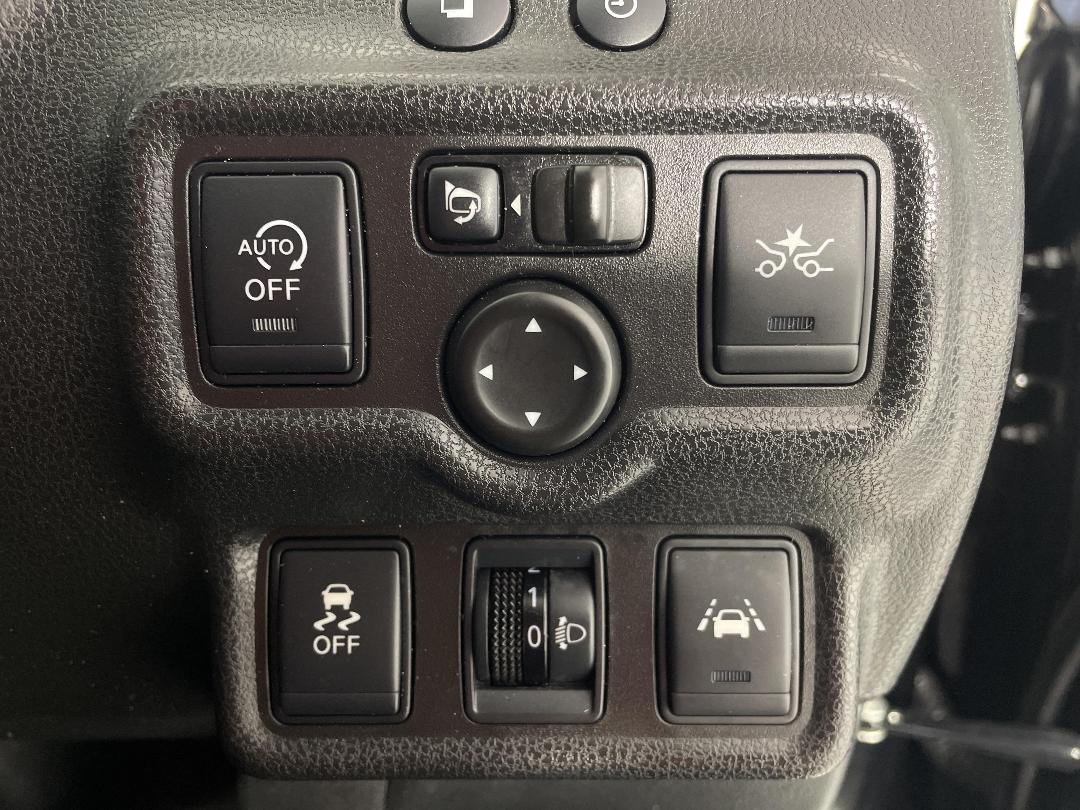 Photo '23' of Nissan Note Photo '23' of Nissan Note