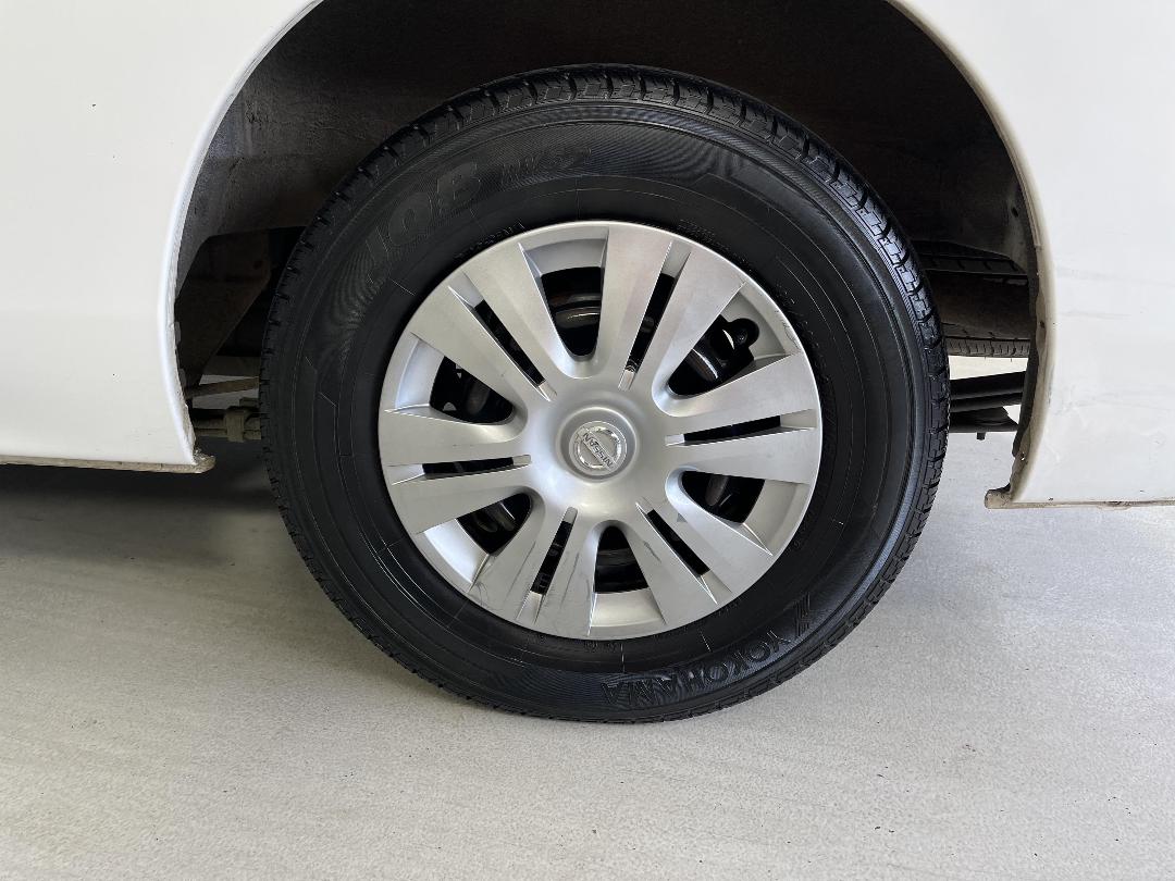 Photo '11' of Nissan NV350 Photo '11' of Nissan NV350