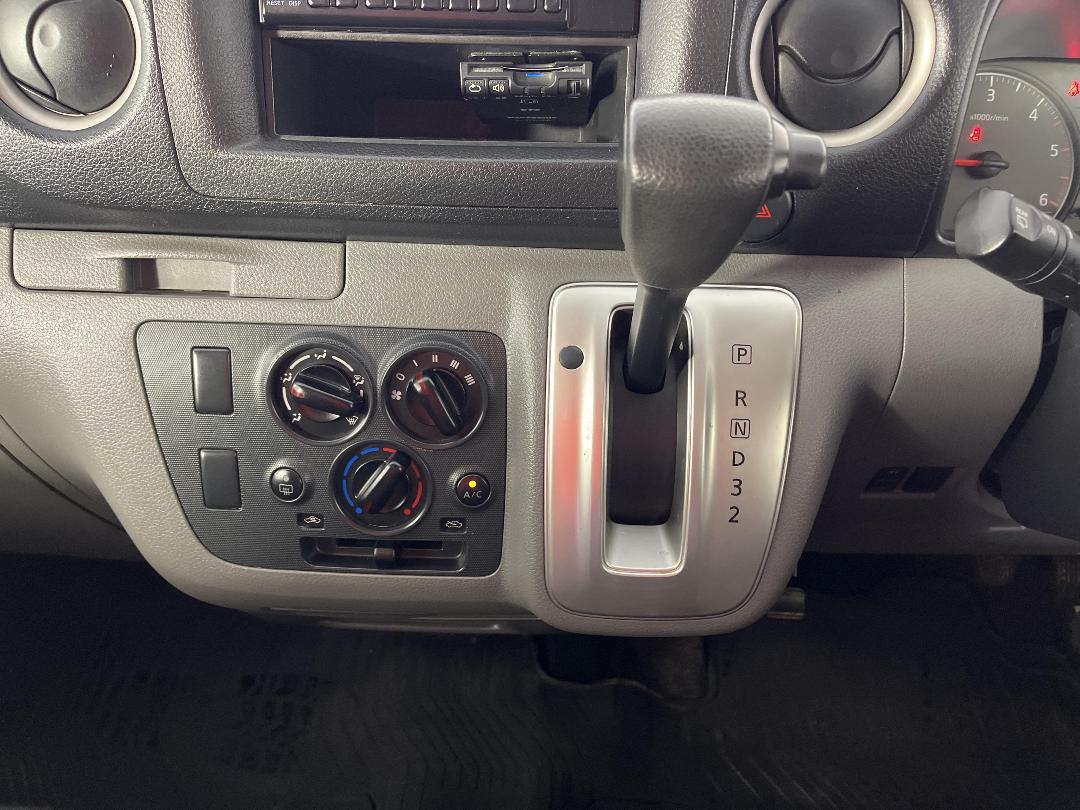 Photo '18' of Nissan NV350 Photo '18' of Nissan NV350