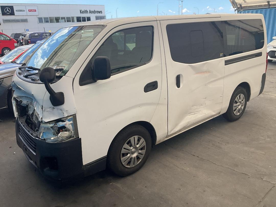 Photo '6' of Nissan NV350 Caravan