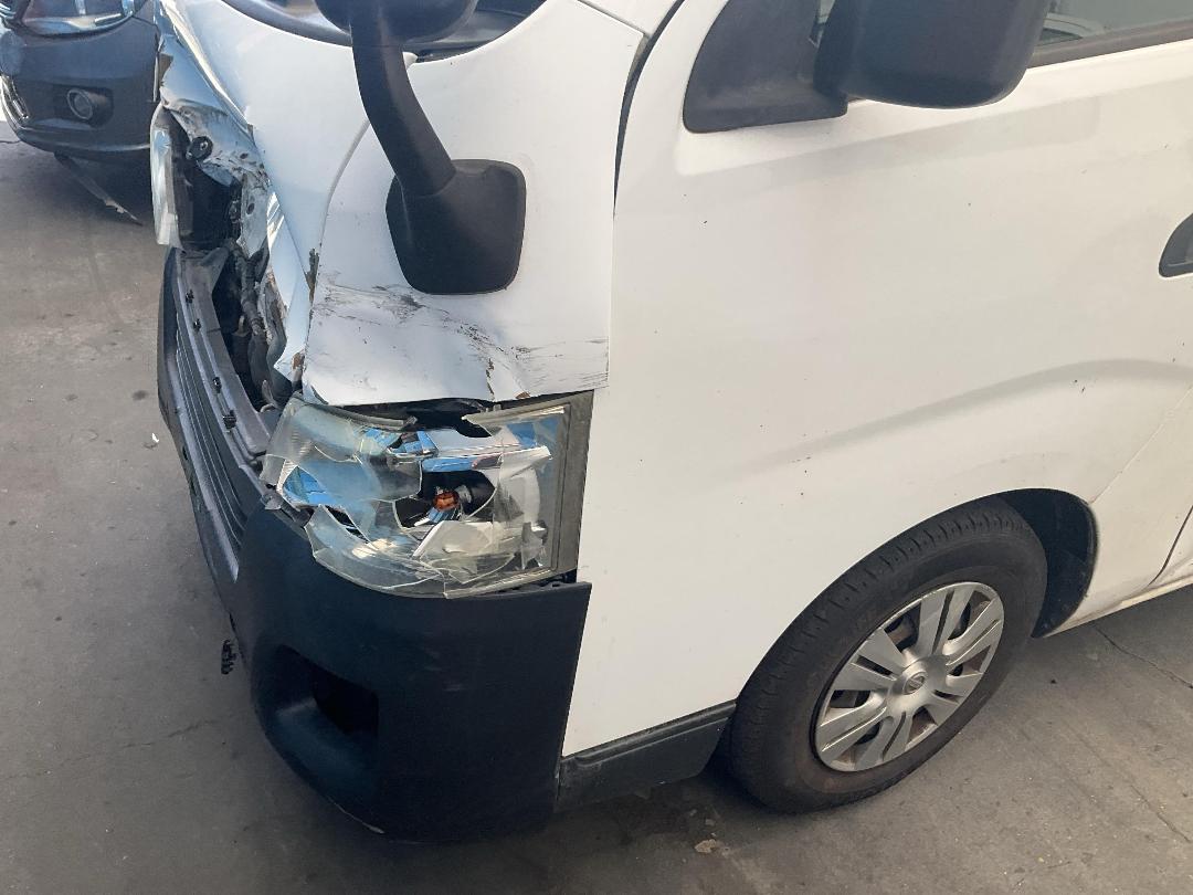 Photo '8' of Nissan NV350 Caravan