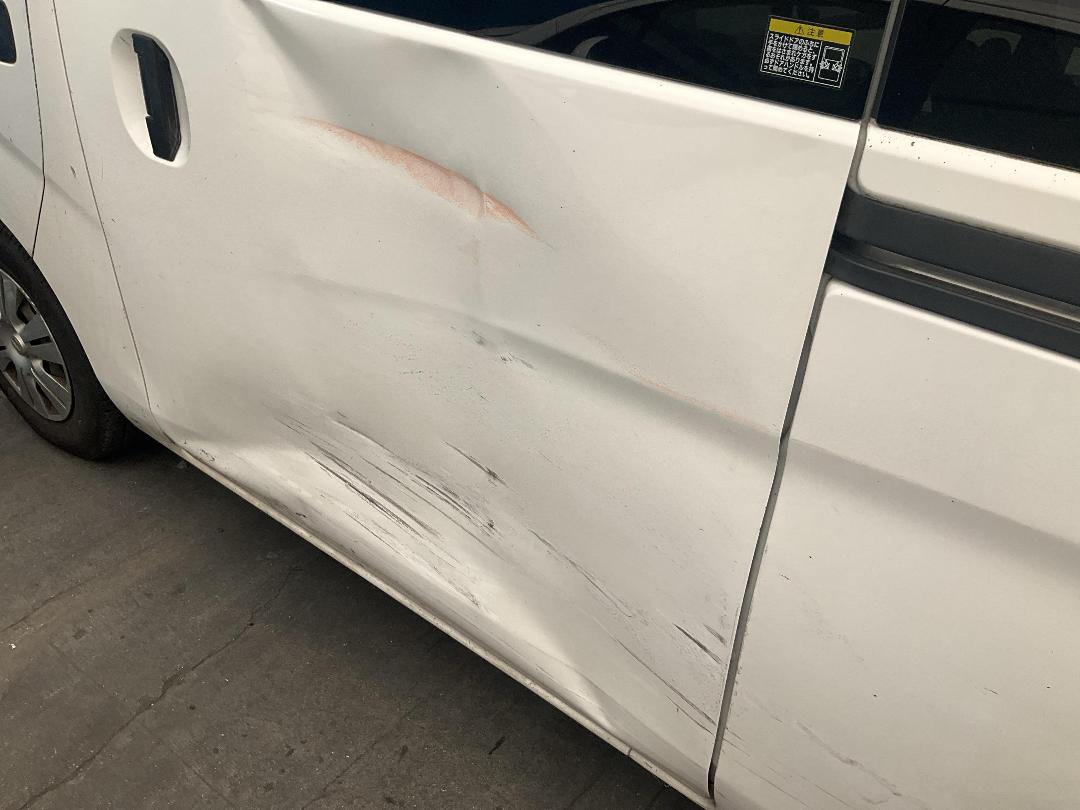 Photo '12' of Nissan NV350 Caravan