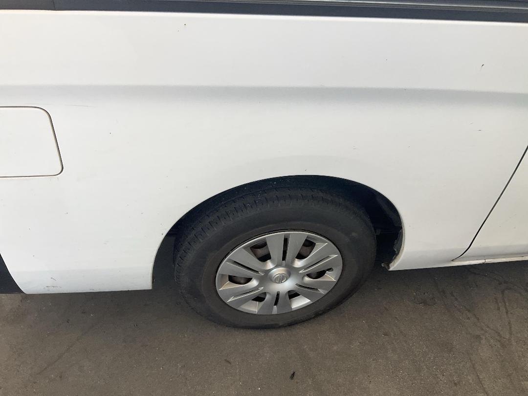 Photo '17' of Nissan NV350 Caravan