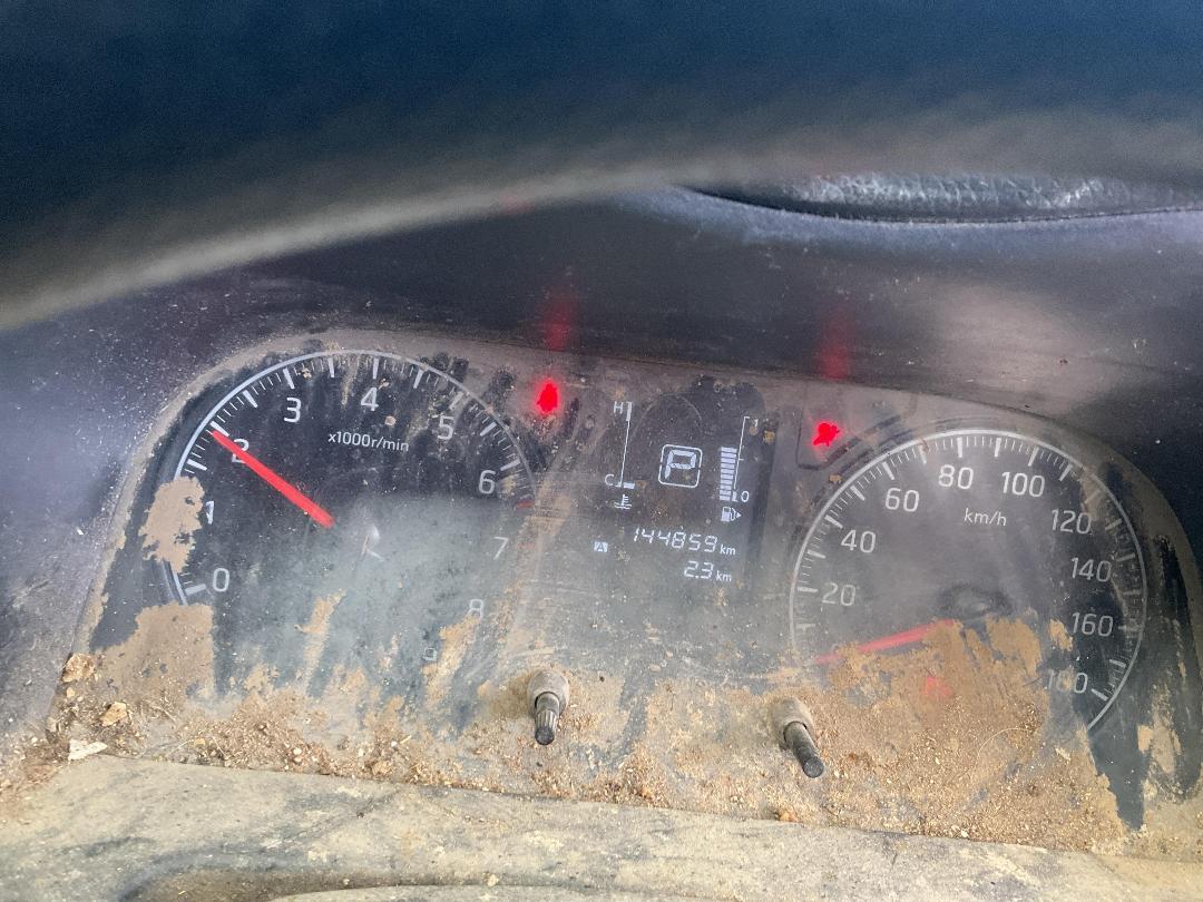 Photo '23' of Nissan NV350 Caravan