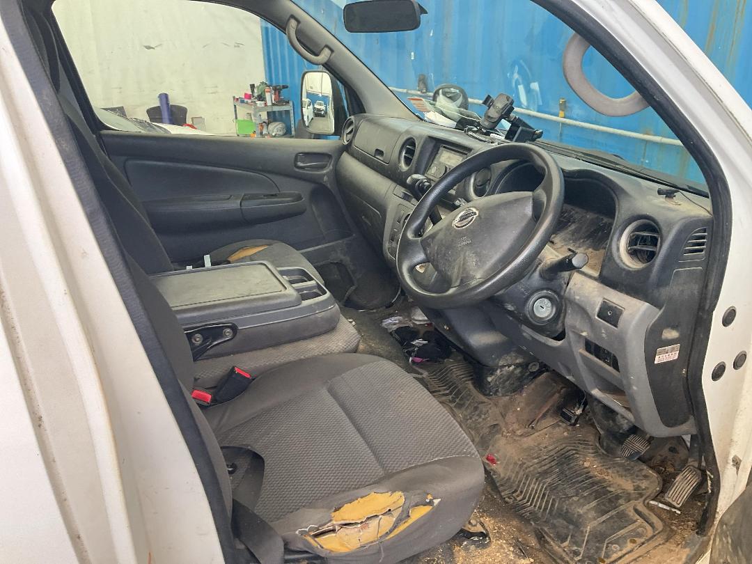 Photo '25' of Nissan NV350 Caravan