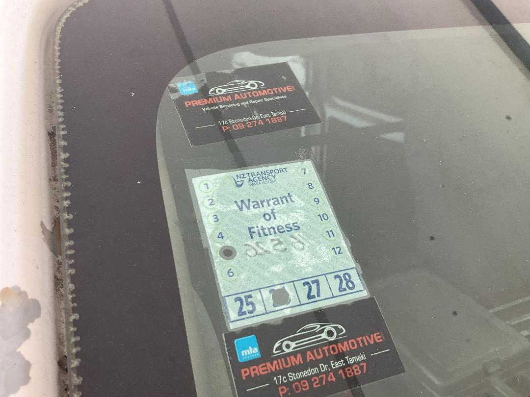 Photo '29' of Nissan NV350 Caravan