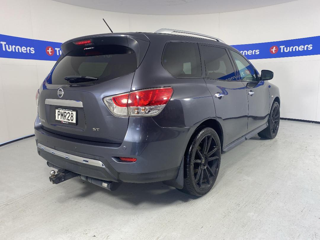 Photo '7' of Nissan Pathfinder