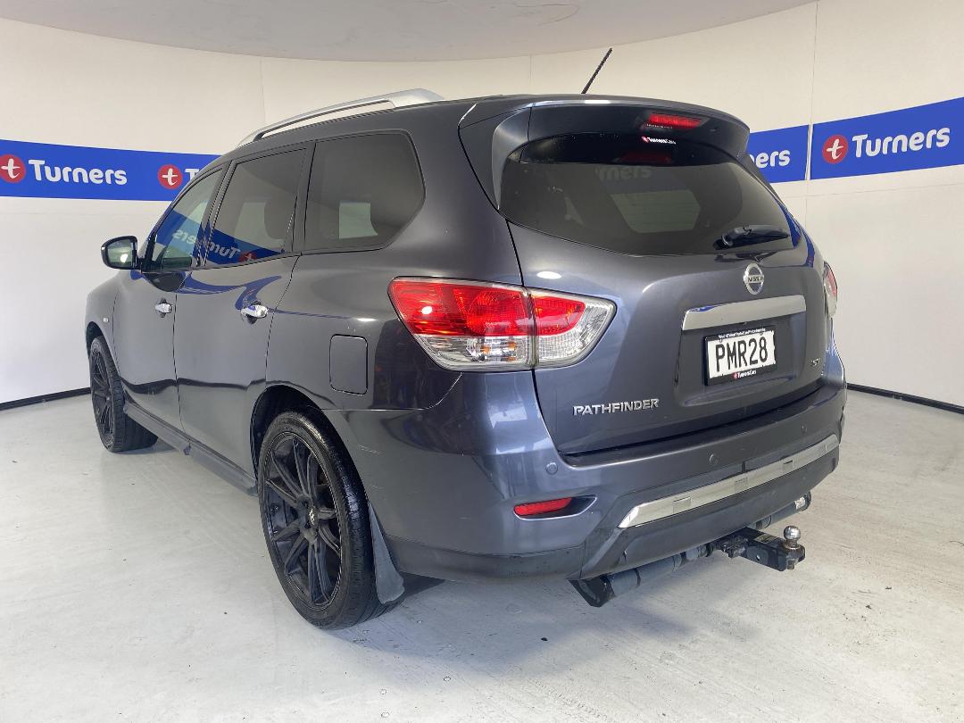 Photo '5' of Nissan Pathfinder