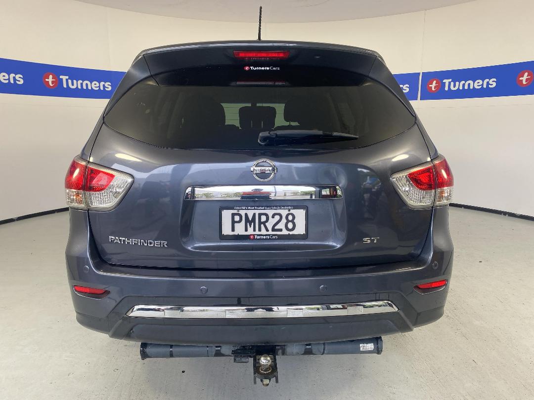 Photo '6' of Nissan Pathfinder