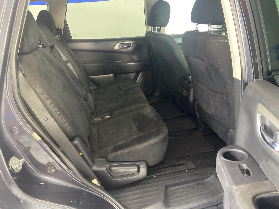 Photo '20' of Nissan Pathfinder