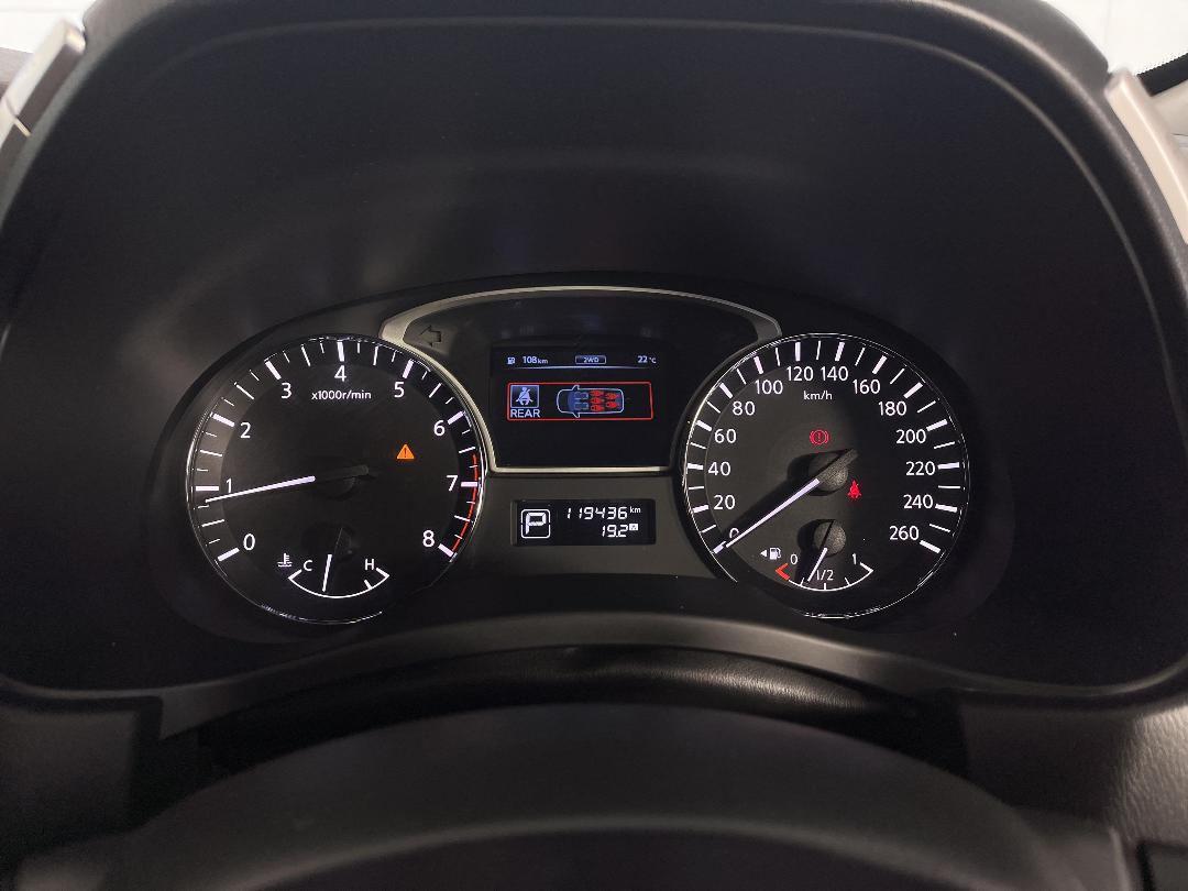 Photo '21' of Nissan Pathfinder Photo '21' of Nissan Pathfinder