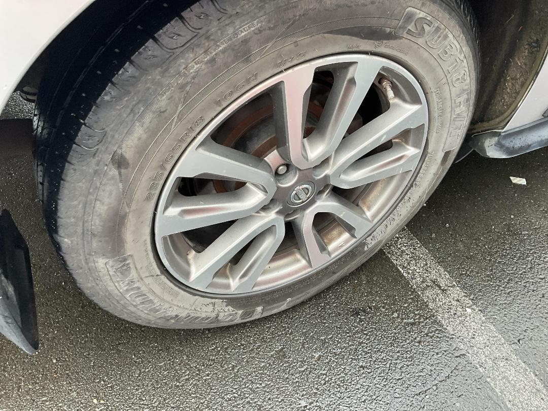 Photo '5' of Nissan Pathfinder TI Photo '5' of Nissan Pathfinder TI