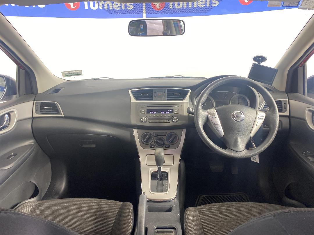 Photo '17' of Nissan Pulsar Photo '17' of Nissan Pulsar