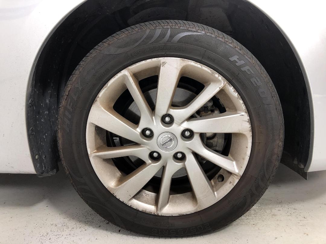 Photo '2' of Nissan Pulsar ST