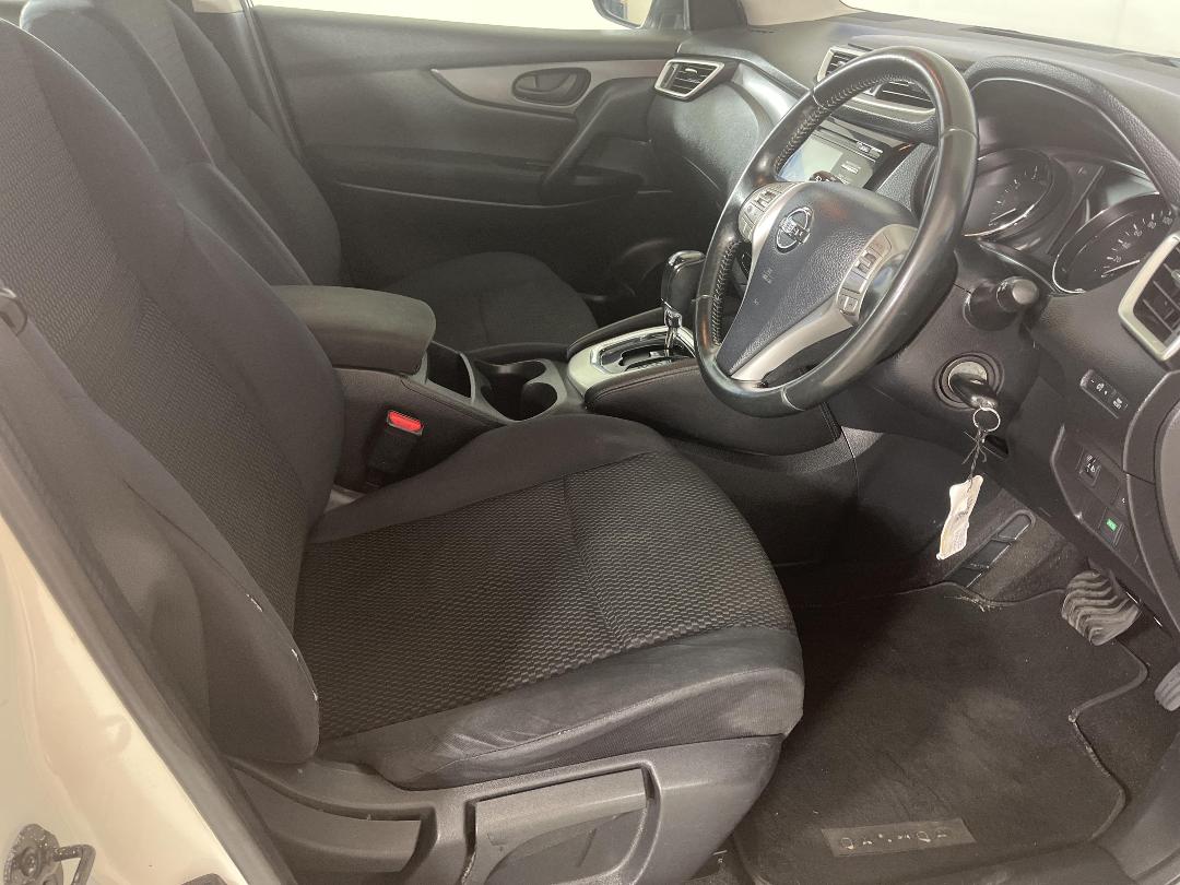 Photo '16' of Nissan Qashqai