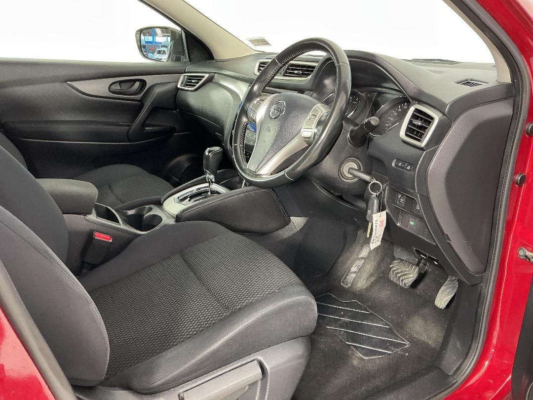 Photo '16' of Nissan Qashqai