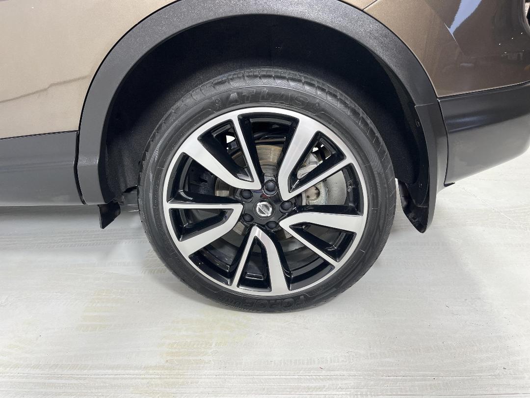 Photo '11' of Nissan Qashqai