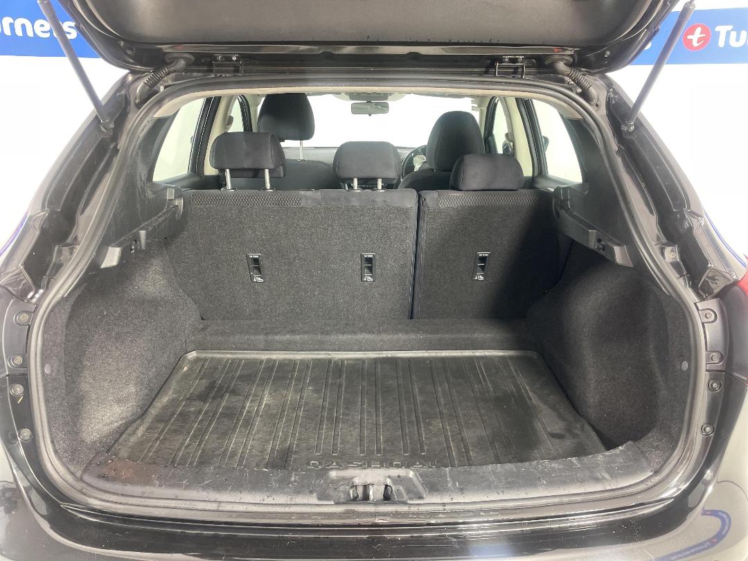 Photo '14' of Nissan Qashqai