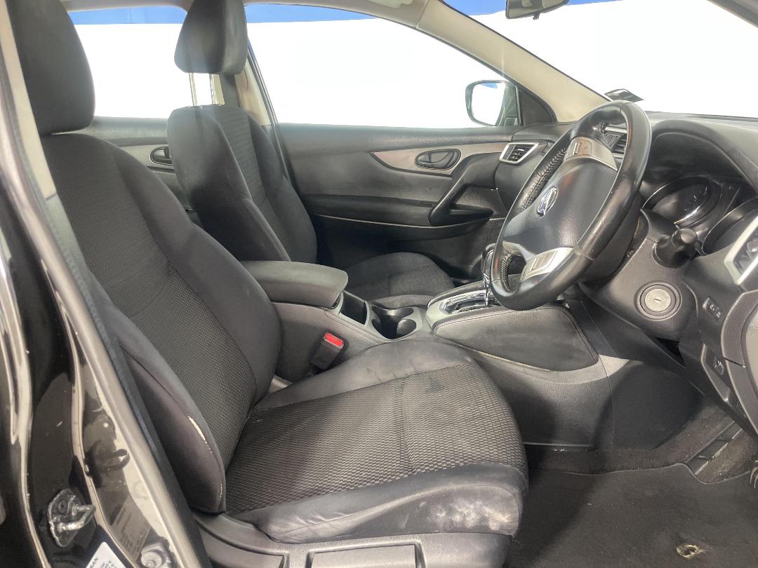 Photo '16' of Nissan Qashqai