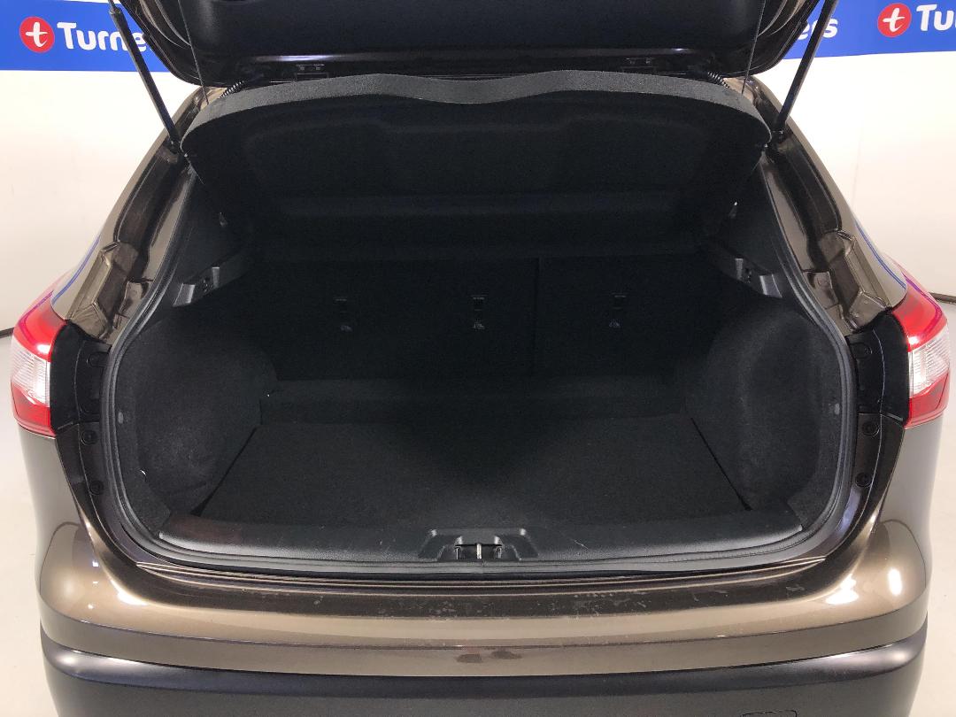 Photo '14' of Nissan Qashqai Photo '14' of Nissan Qashqai