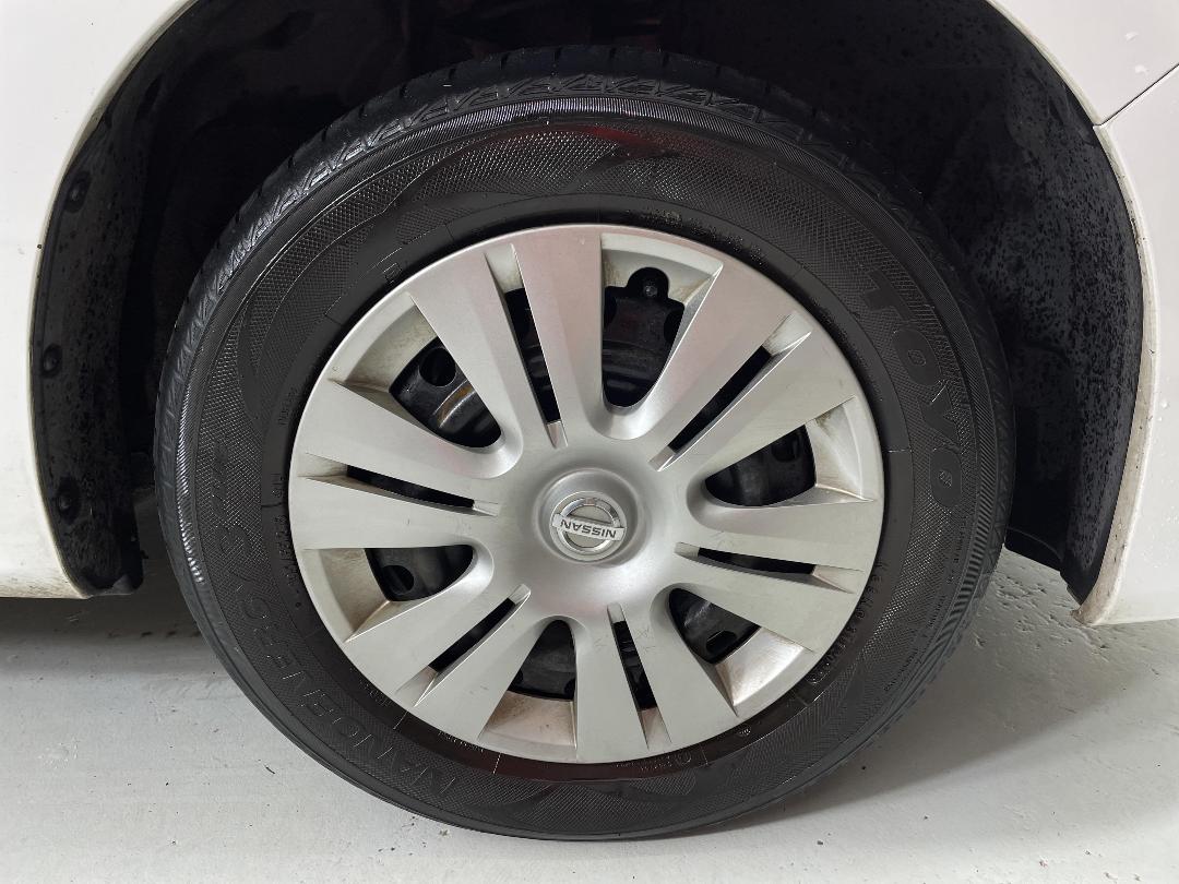 Photo '9' of Nissan Serena