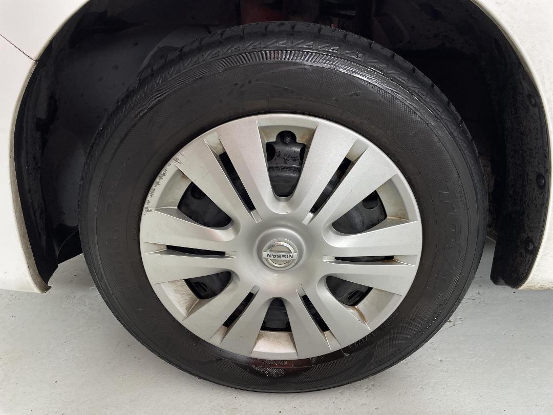 Photo '10' of Nissan Serena