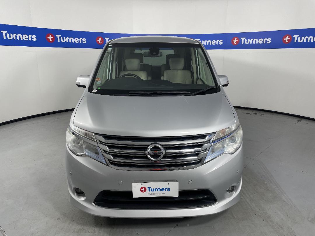 Photo '2' of Nissan Serena