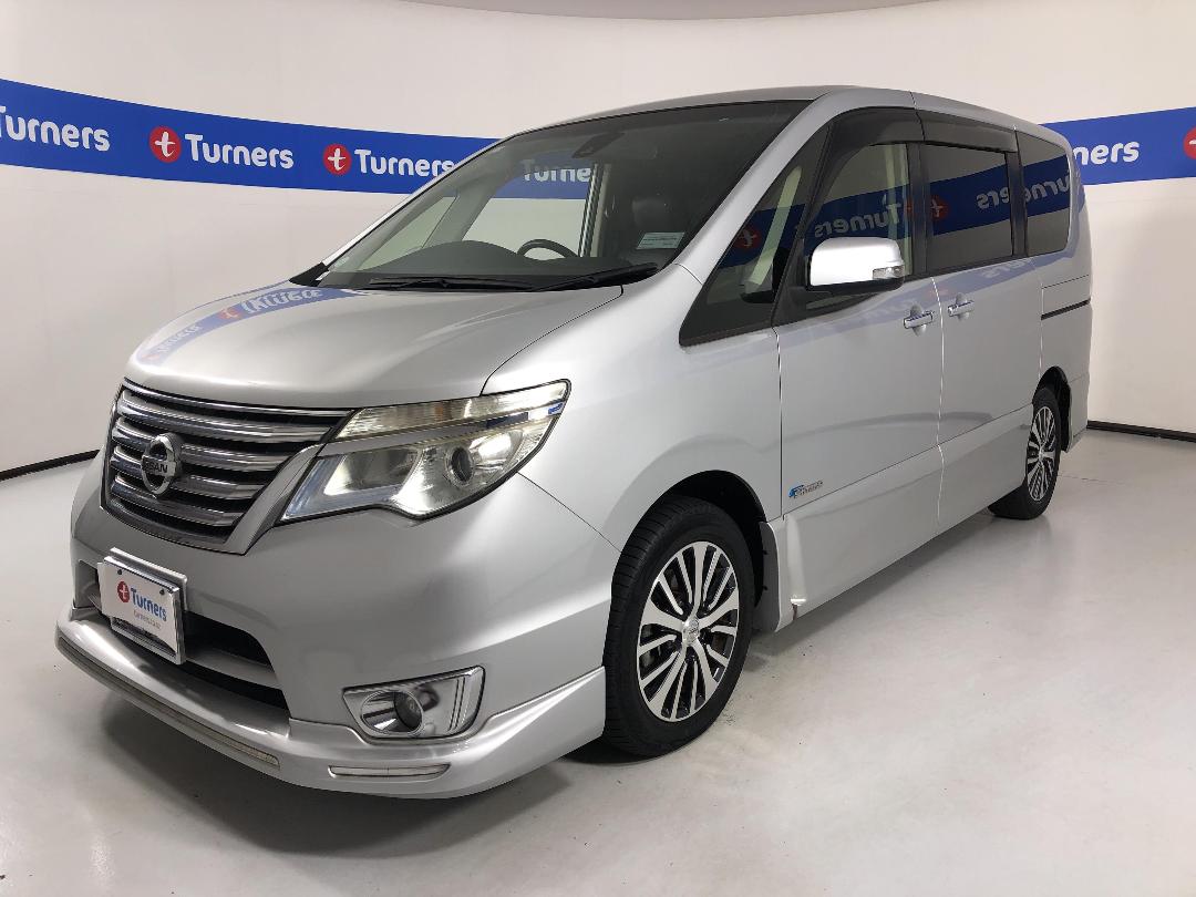 Photo '4' of Nissan Serena