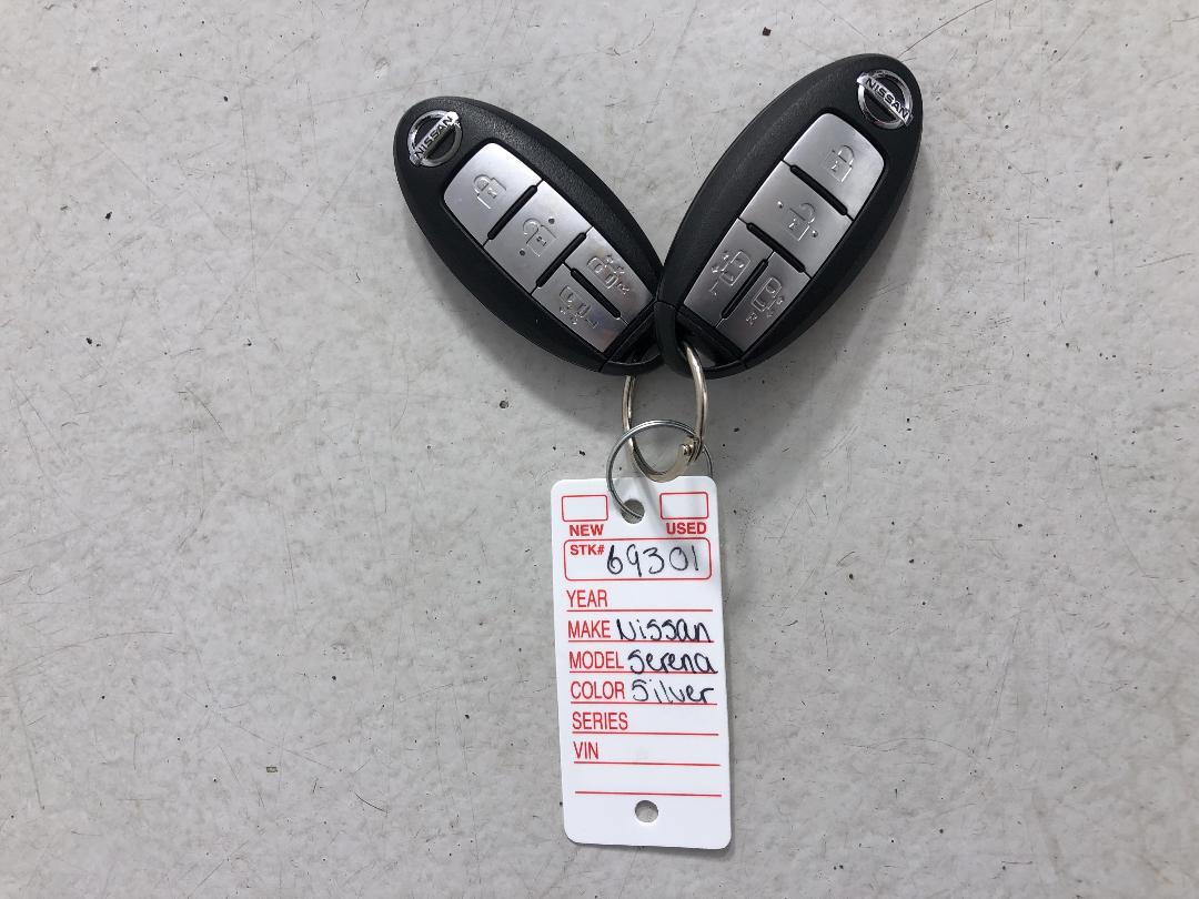 Photo '22' of Nissan Serena